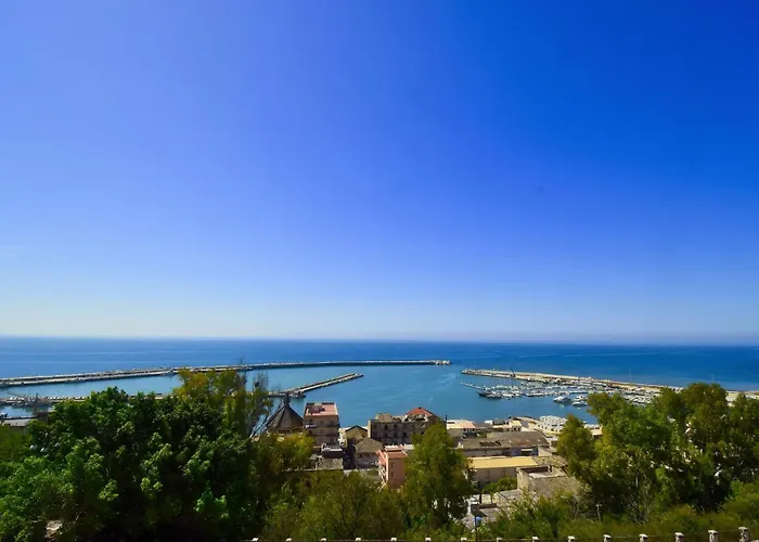 Azalea By Interhome *